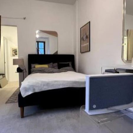 Exclusive Apartement In Historic Center リンツ エクステリア 写真
